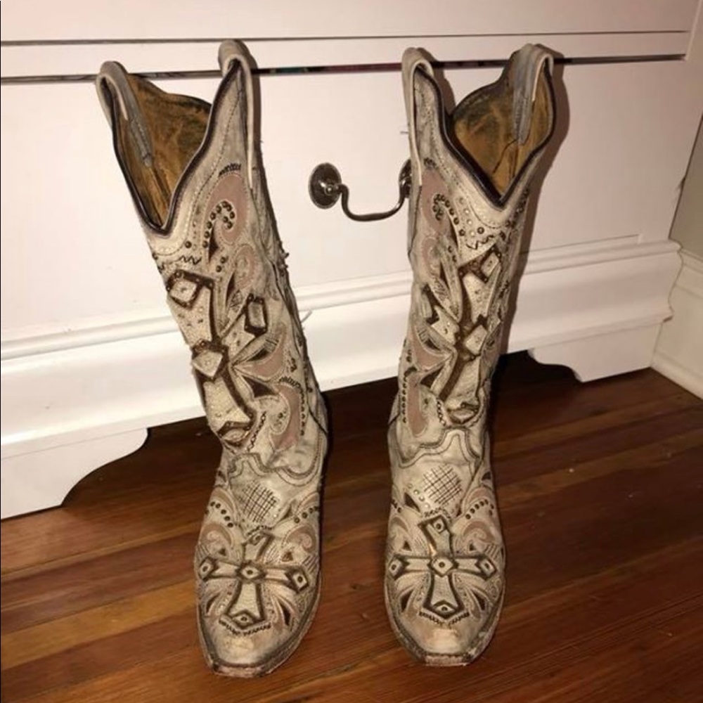 9.5 women’s corral cowboy boot